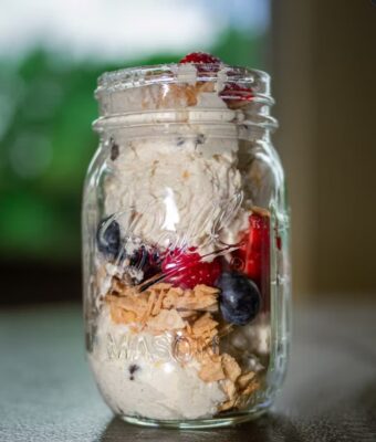 Cracked Cannoli Layers in a Mason Jar: A Delectable Twist on a Classic Dessert